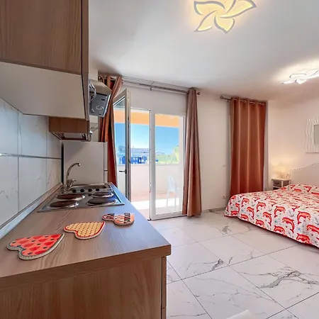شقة Flat A Stones Throw From The Centre Of